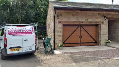 barn style contemporary automatic sectional garage door 